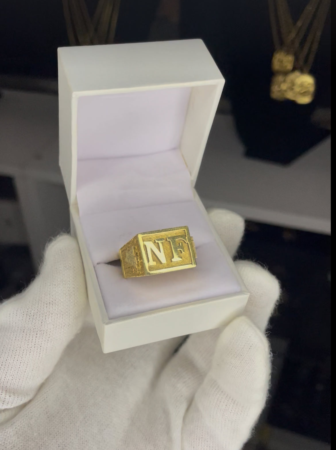 Anillo Sello Hombre en Plata bañada en Oro 18K
