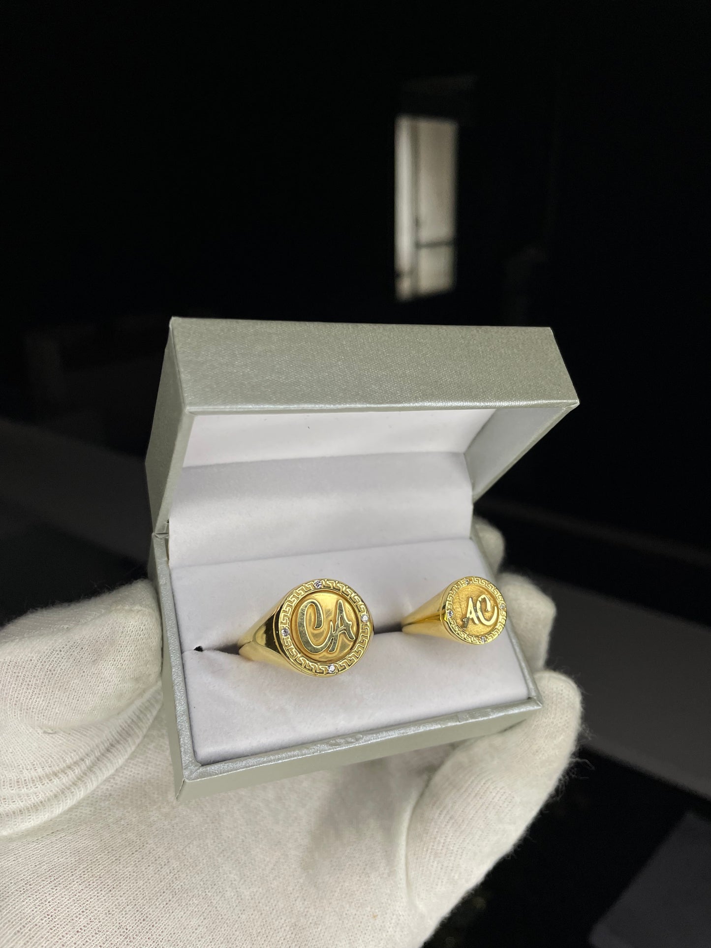 Alianzas Sello Guarda Griega Plata enchapada en Oro 18K