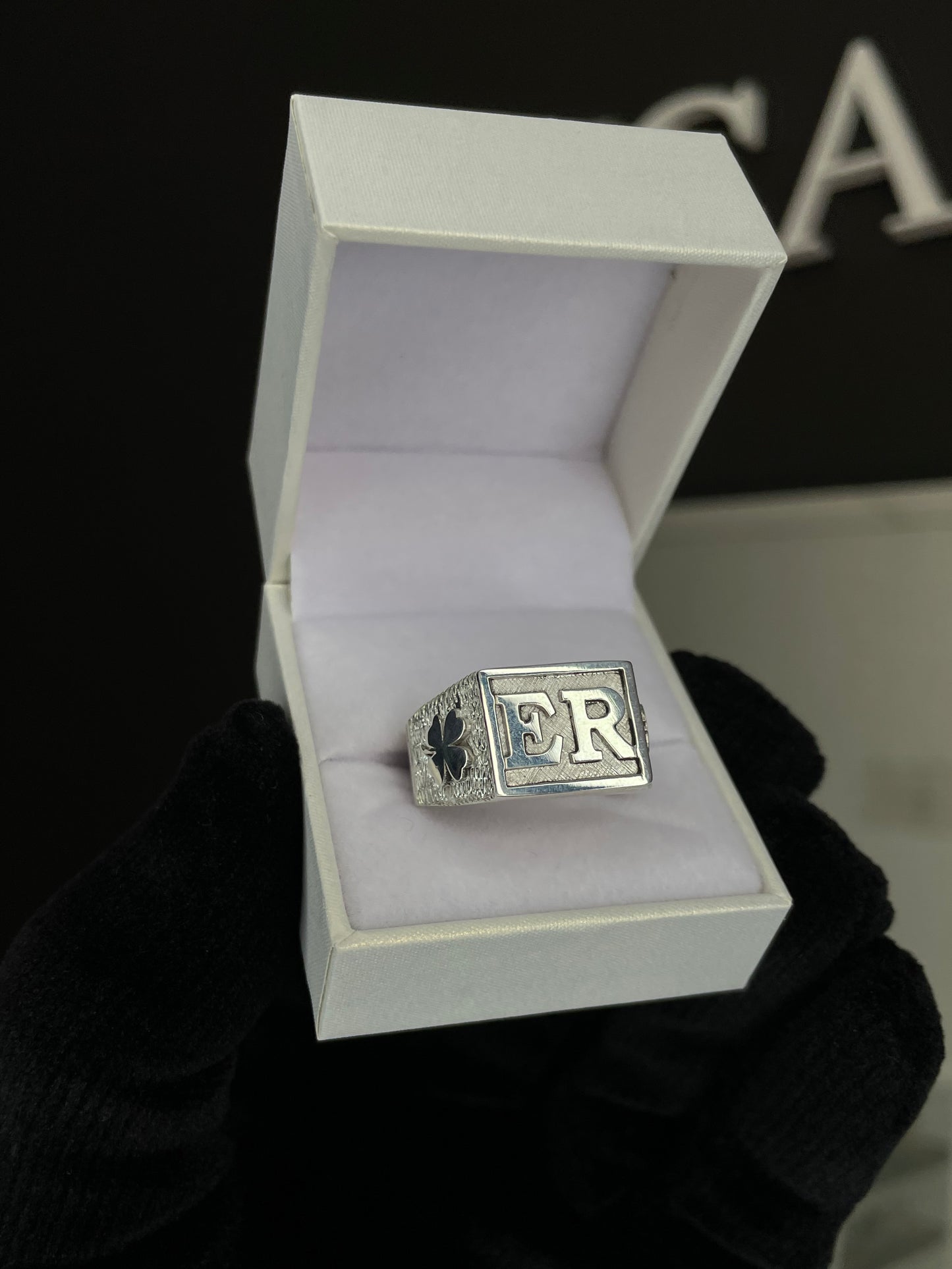Anillo Sello Hombre Completo en Plata 925