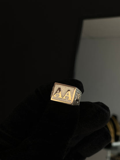Anillo Sello en Plata y Completo en Oro