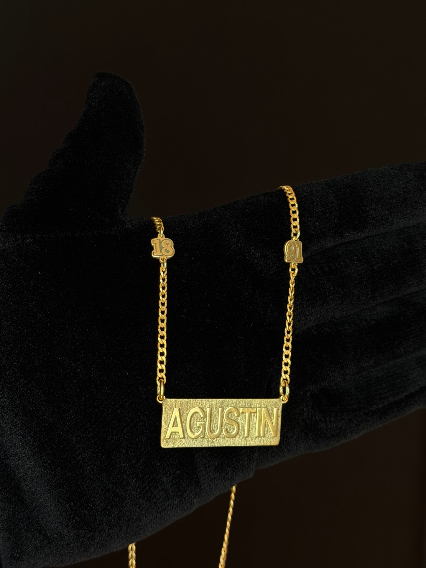 Cadena Nombre y Apliques Personalizada Plata Enchapada en 18K