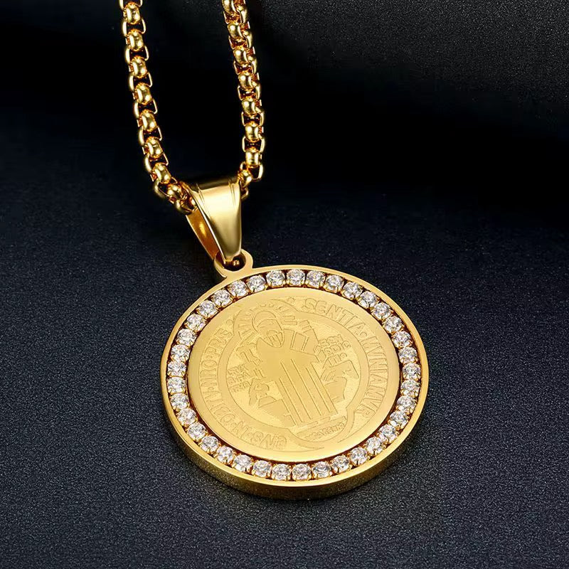 Cadena San Benito Gold con Marco Full Ice