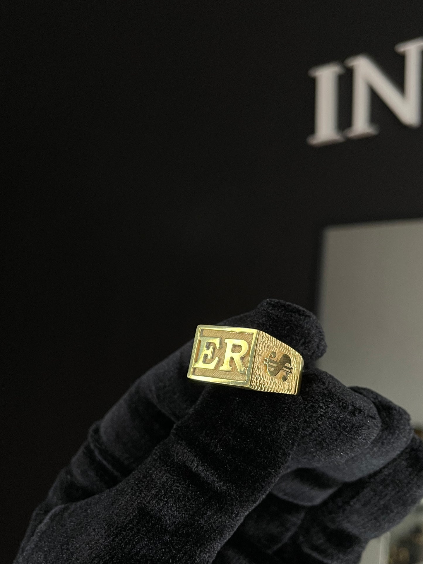 Anillo Sello Hombre en Plata maciza Enchapada en Oro 18K