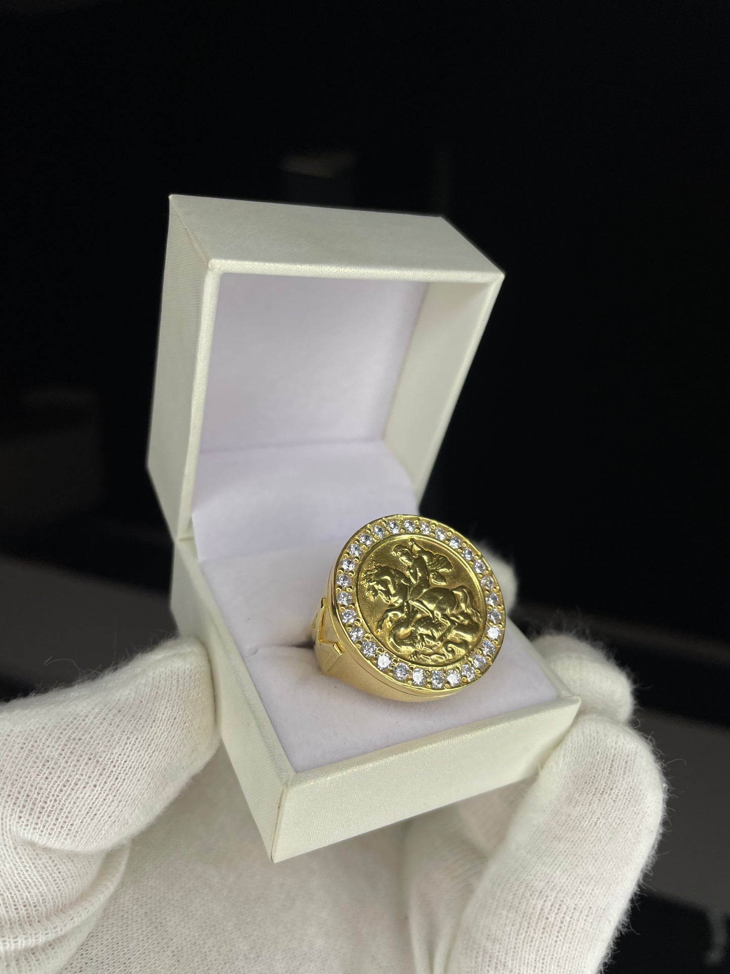 Anillo San Jorge XL con iniciales Plata Enchapada Oro 18K