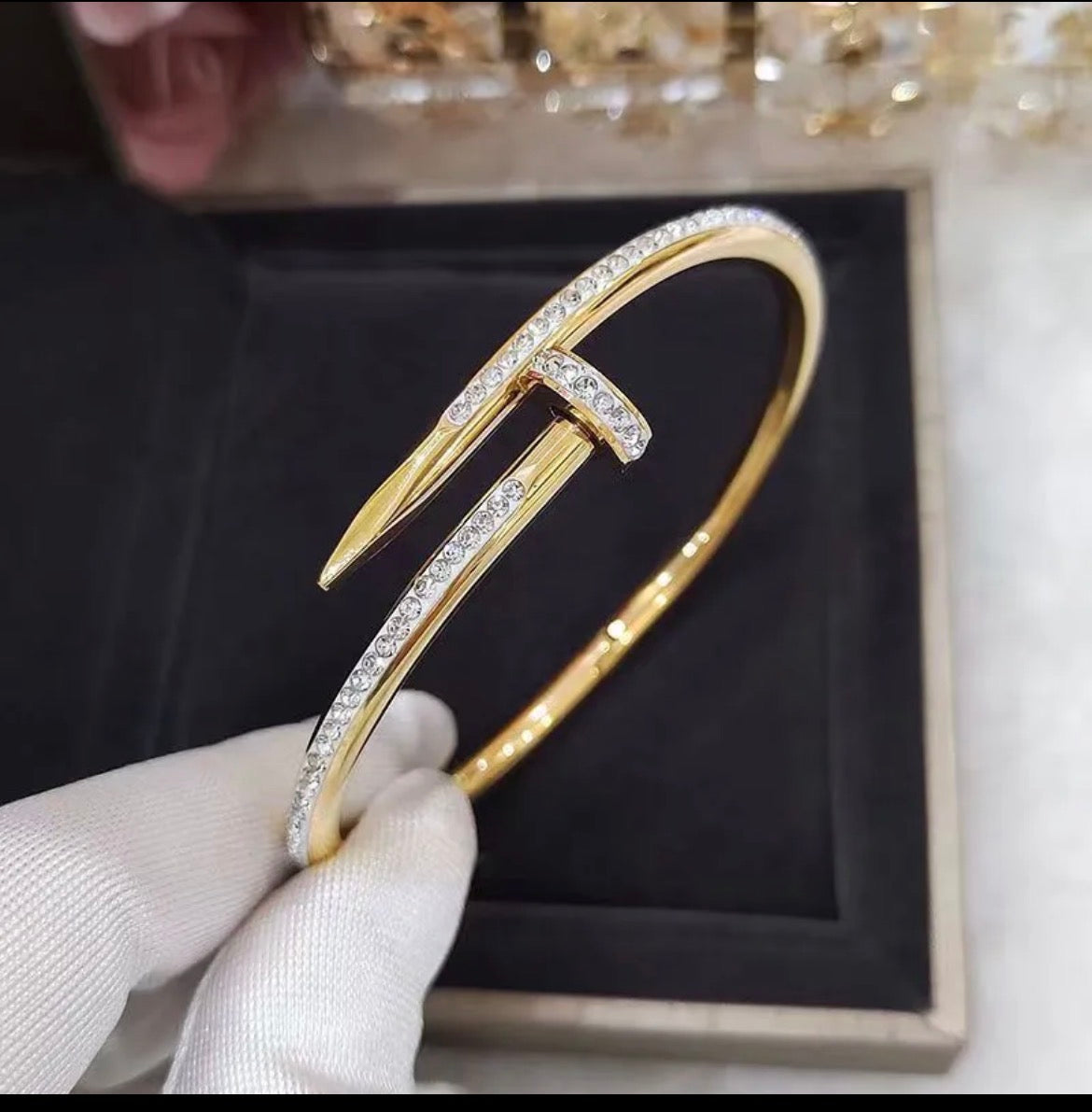 Pulsera Clavo estilo Cartier con Brillantes Gold