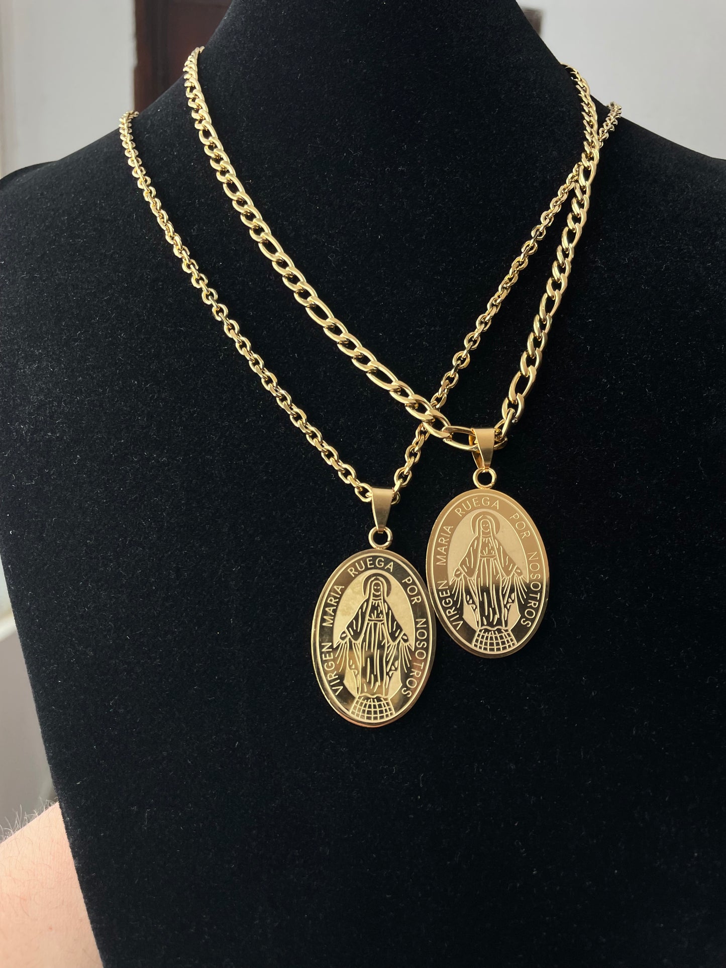 Cadena con Medalla Virgen Maria