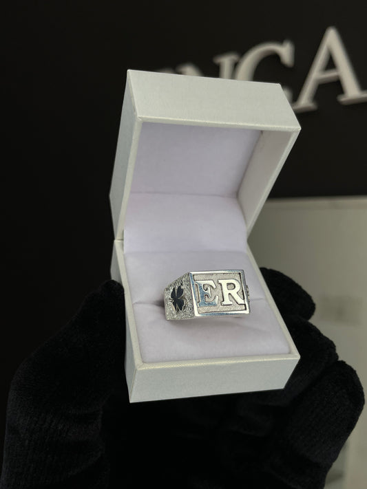 Anillo Sello Hombre Completo en Plata 925
