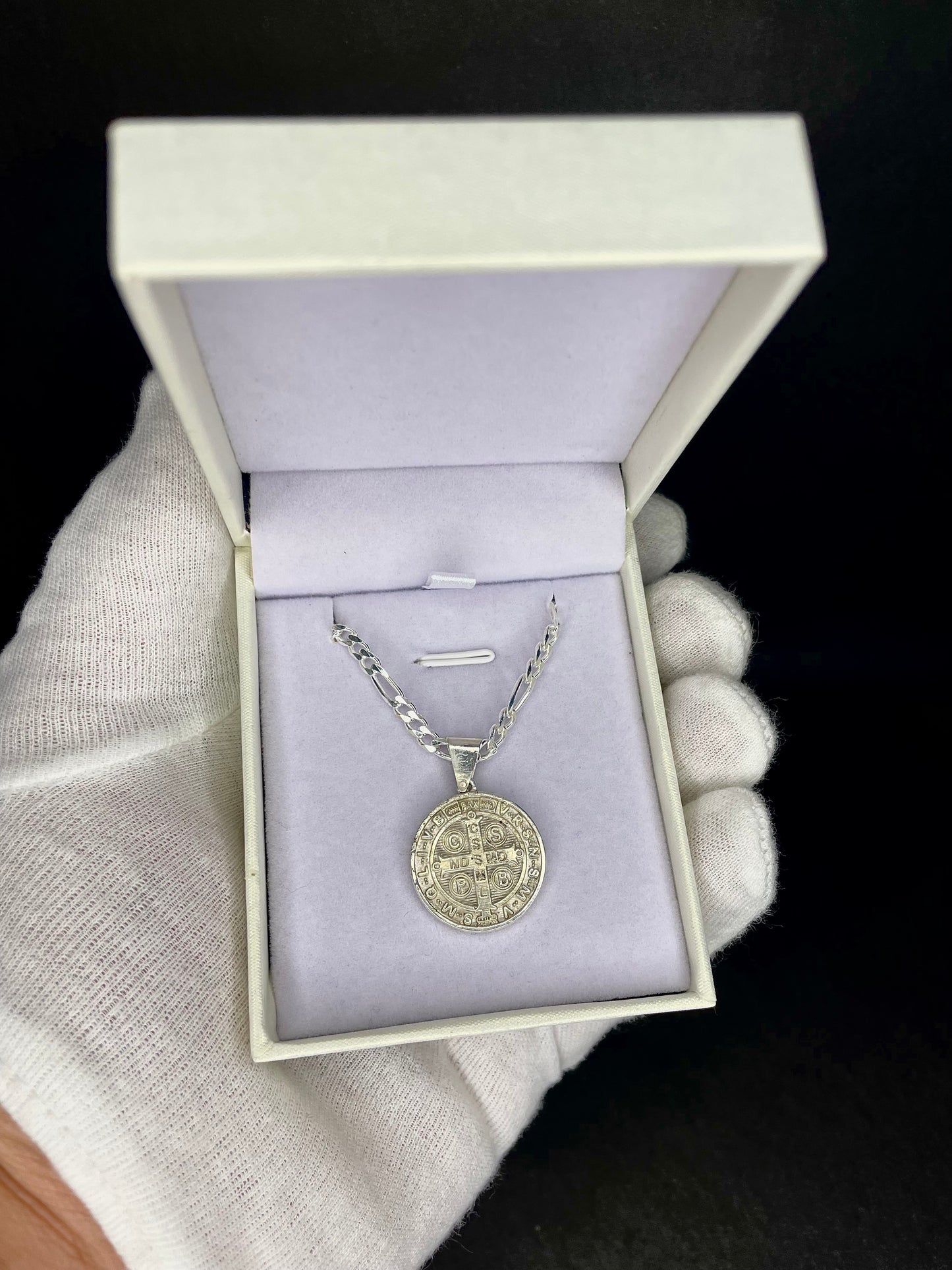 Cadena con Medalla San Benito Plata 925