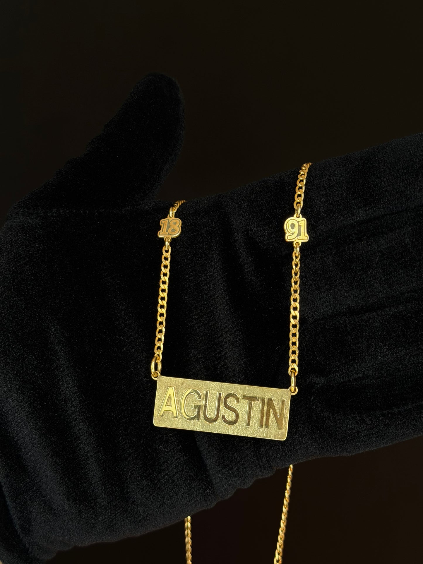 Cadena Nombre y Apliques Personalizada Plata Enchapada en 18K