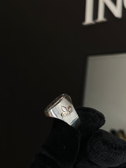 Anillo Sello Escudo Familiar en Oro y Apliques en Oro