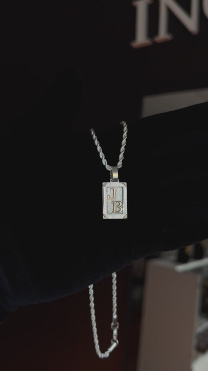 Medalla Plata con Letras y Apliques en Oro cadena enchapada